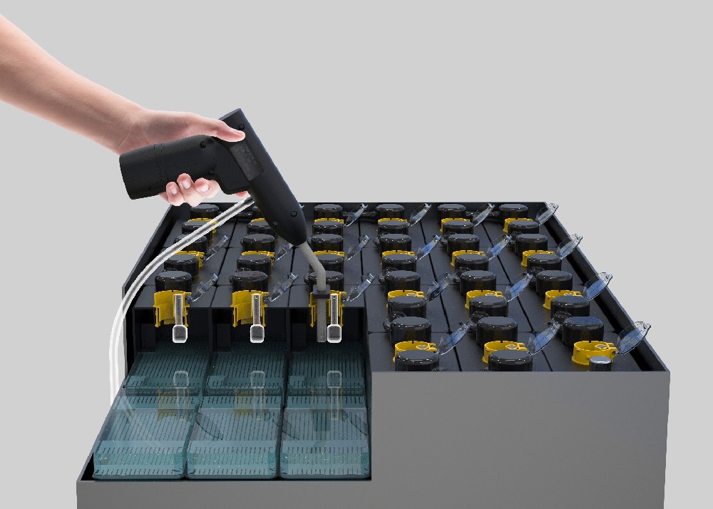 電瓶如何正確加水?加蒸餾水標(biāo)準(zhǔn)是什么?